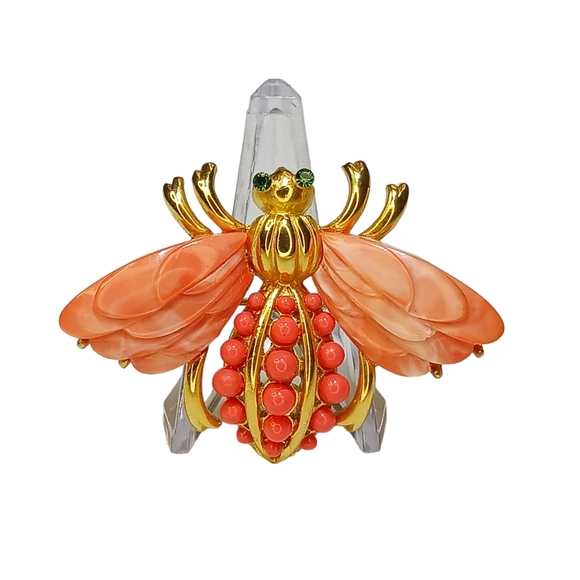 Rare Signed Hattie Carnegie Vintage Bee Peach Lucite Coral Colored Brooch Pin - Picture 12 of 16